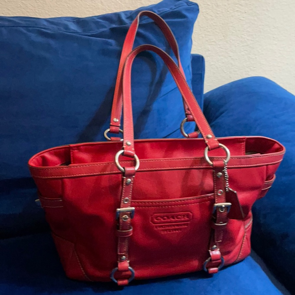 Beautiful Red Coach shoulder bag!